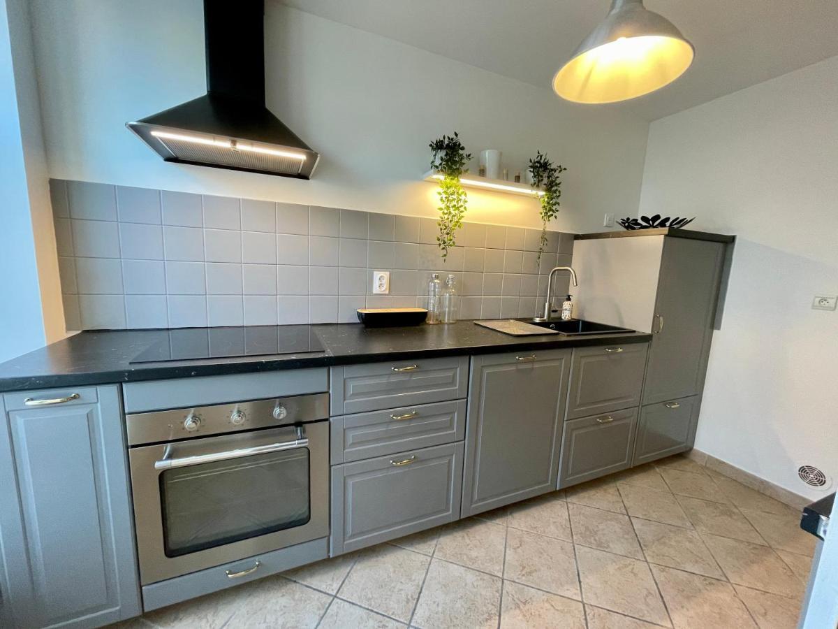 Le Monastere Apartment Bayeux Bagian luar foto