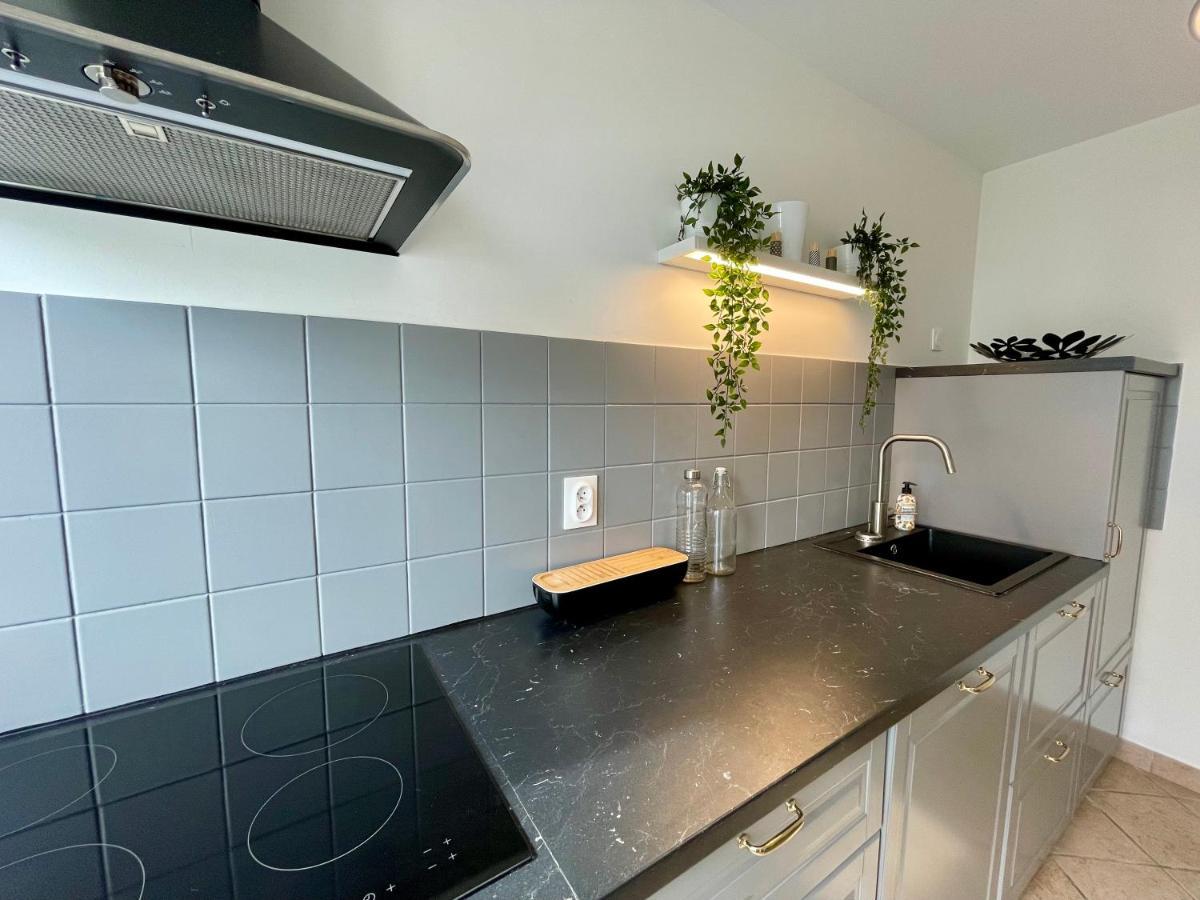 Le Monastere Apartment Bayeux Bagian luar foto