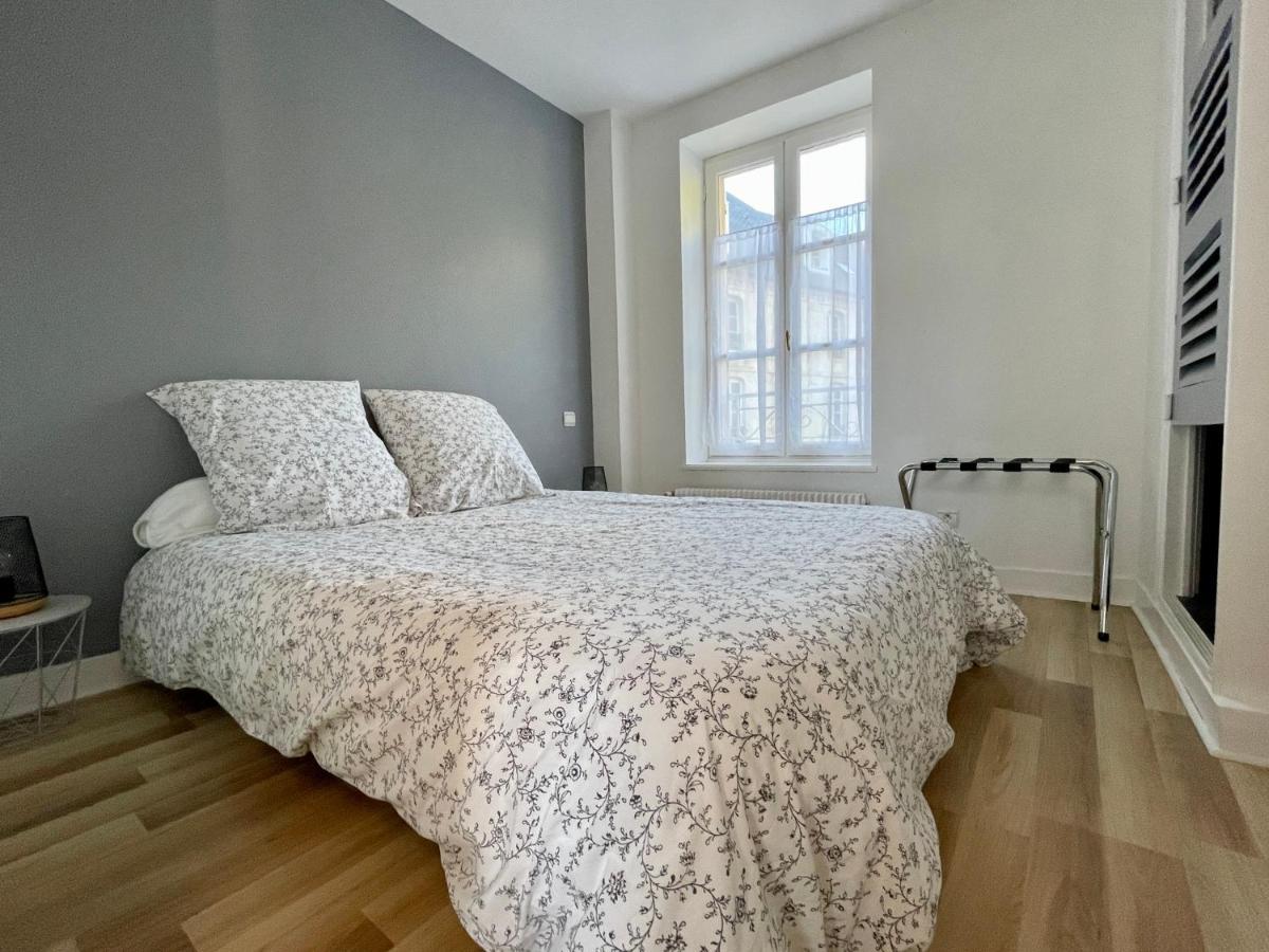 Le Monastere Apartment Bayeux Bagian luar foto